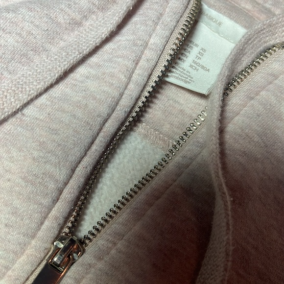 🟪H&M baby pink xs zip up hoodie - Picture 4 of 6